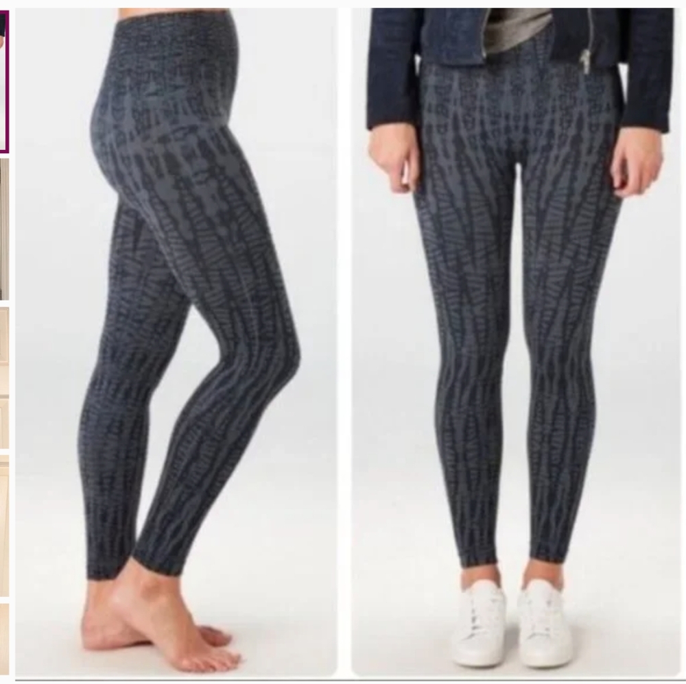NWT Spanx Look at Me Now Seamless Leggings - Indigo Geo